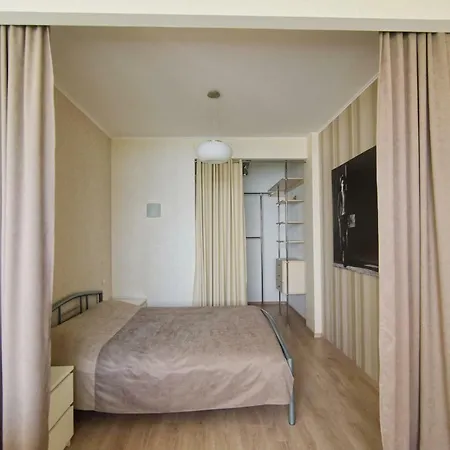 Pearl With Sea View Apartment *